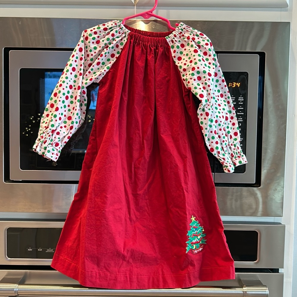 Girl’s Christmas Tree Dress. Size 4